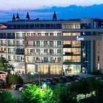 Calypso Hotell 3*